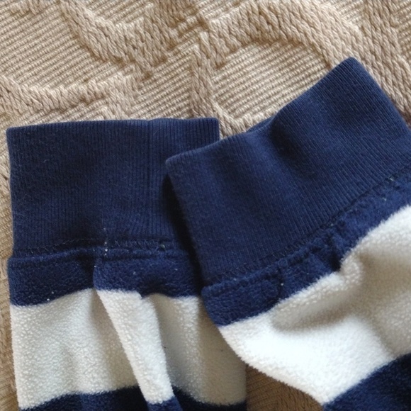 4@30.00 or 12.00 BOYS Shirt by CARTERS - Picture 9 of 13